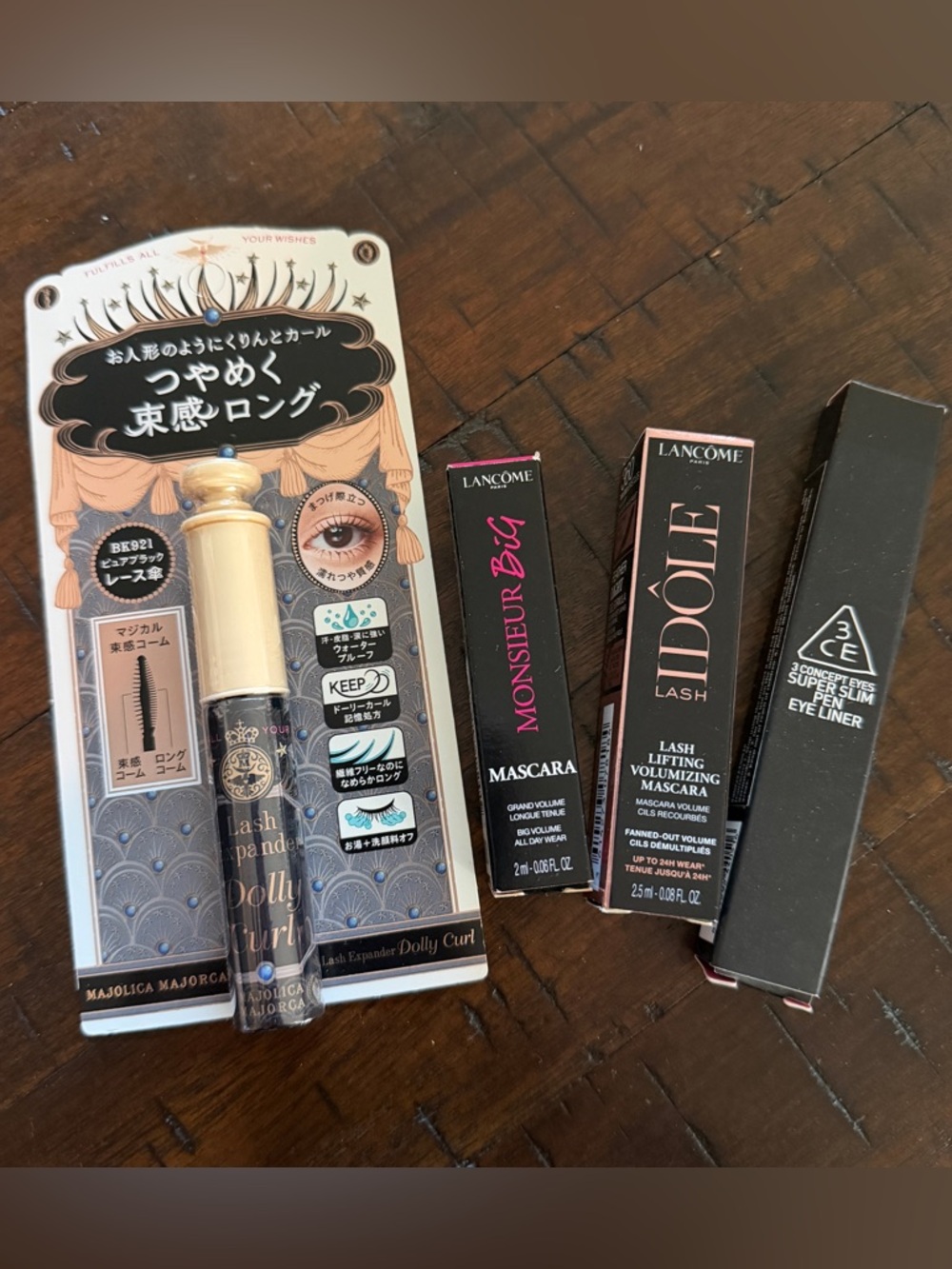 Eye Makeup Bundle (Mascara and Eyeliner)